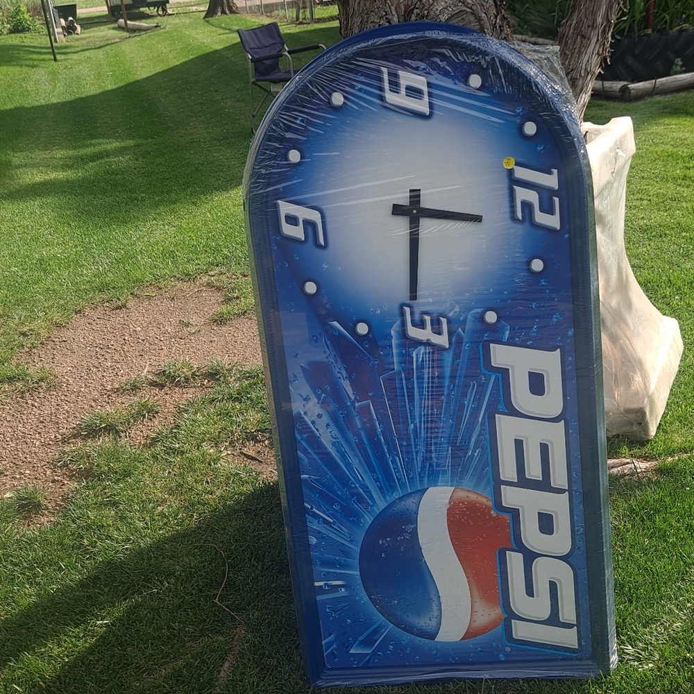 Pepsi Clock